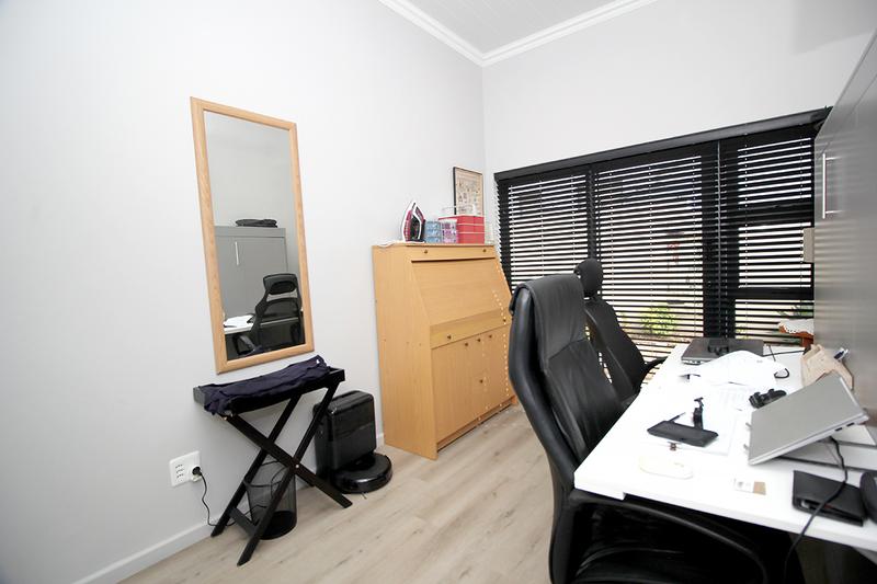 3 Bedroom Property for Sale in Reebok Western Cape